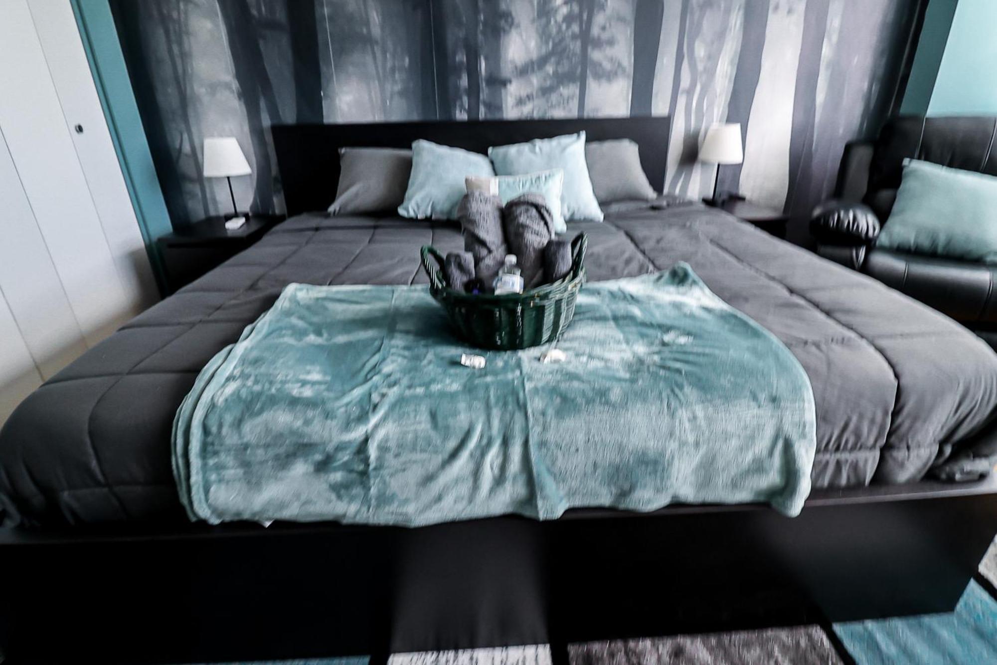 Highrise Dtwn 3 Bed Condo W King Bed Атланта Екстериор снимка